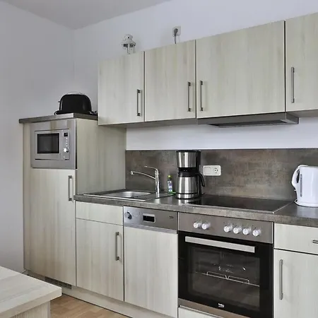 Holiday Apartment With 2 Bedrooms *